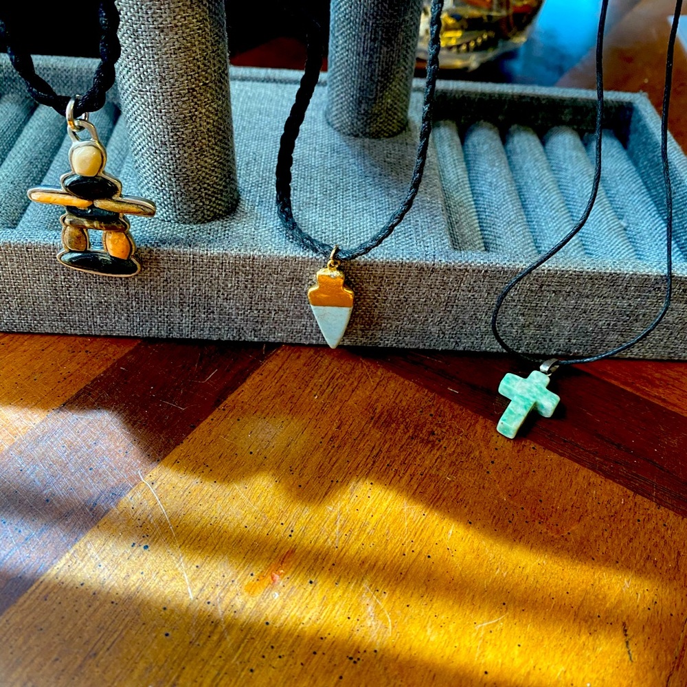 3 necklace’s